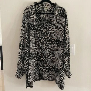 The Avenue Vintage 100% Silk Animal Print Button Down Blouse Women’s 30/32
